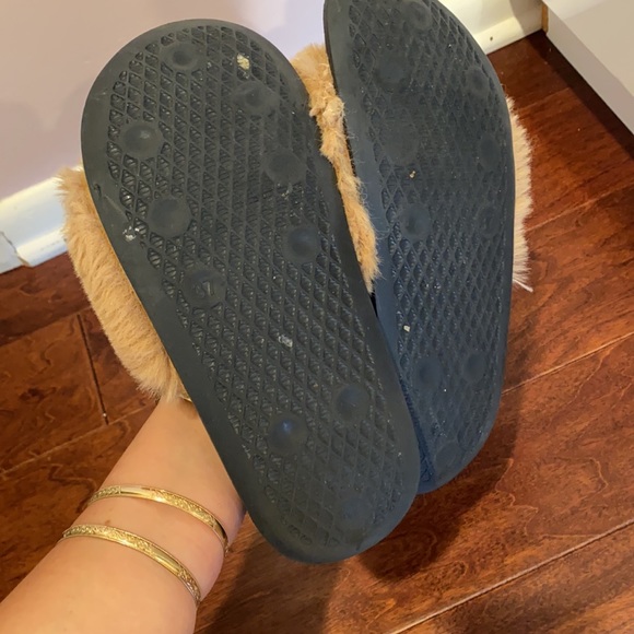 Fluffy slides - Picture 6 of 10